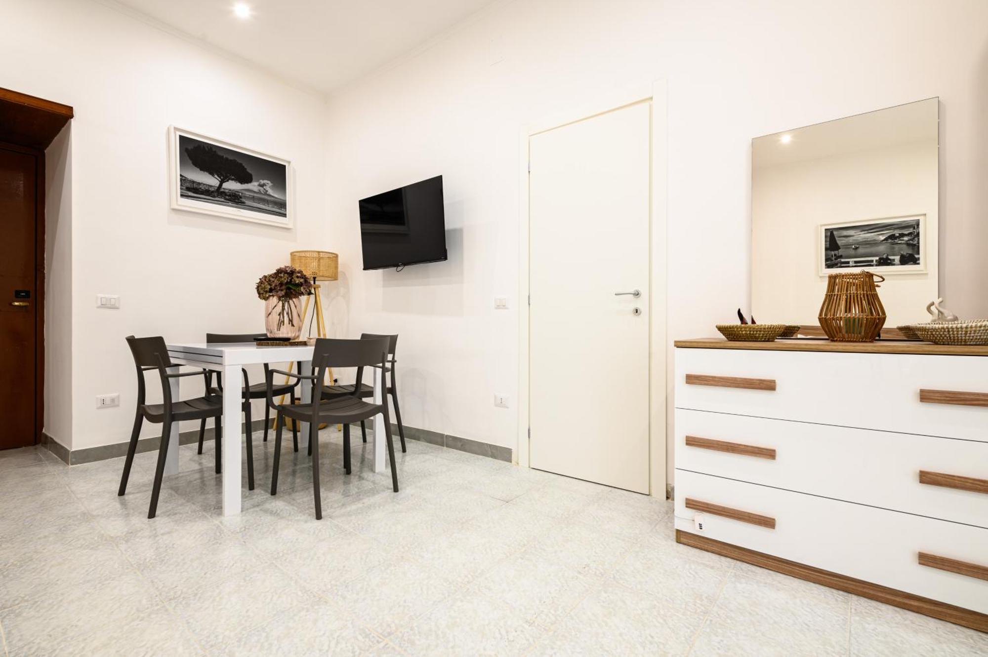 Vinrose Apartment *